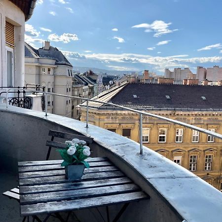Jolan Suite Budapest Luaran gambar